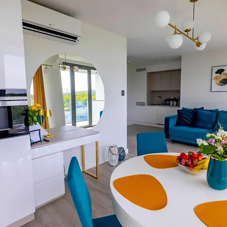 Wave Private Apartament - Sea View Miedzyzdroje Exterior photo